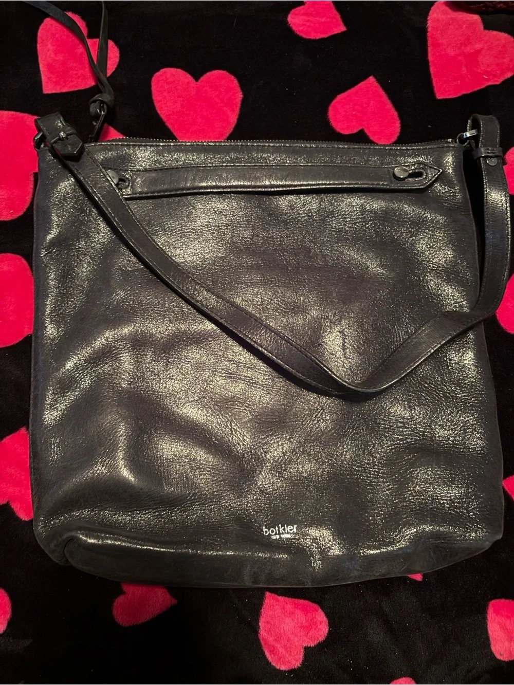 Botkier sleek shoulder